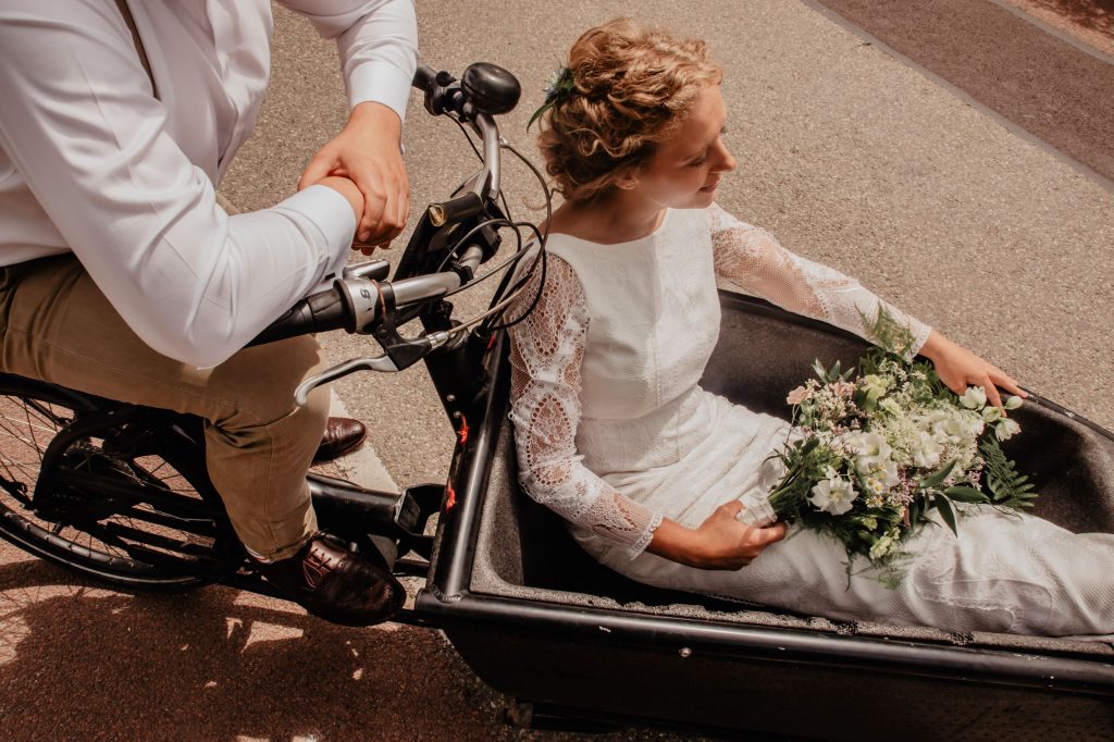 bike for eco-friendly wedding